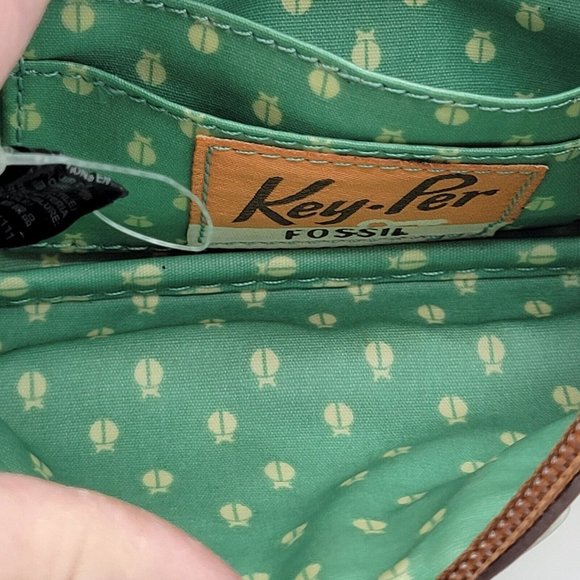 Fossil Wristlet "Key-Per" Geometric Design - Picture 7 of 9